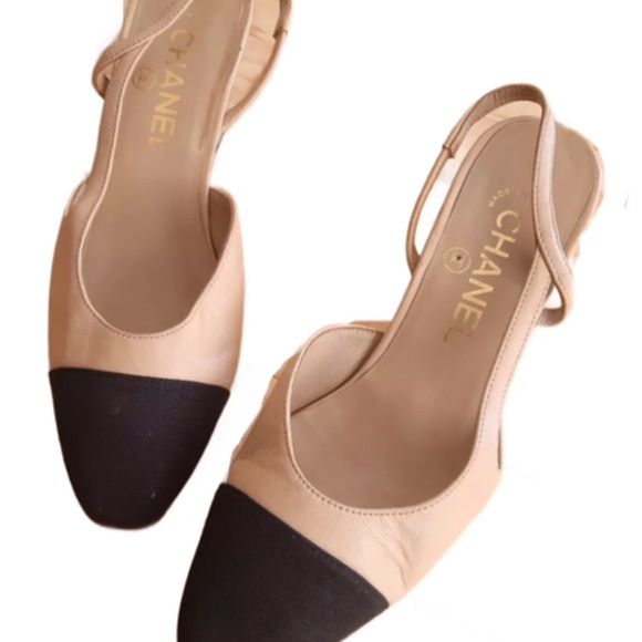 Chanel SLINGBACKS
Goatskin & Grosgrain
Beige & Black authentic size 38 7.5 US - Picture 2 of 9